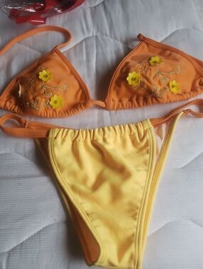 Two-Piece Floral Appliqué Bikini - Orange & Yellow